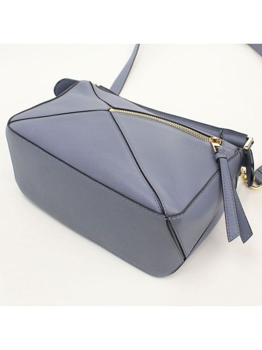 Loewe Small 2-Way Puzzle Handbag Calfskin - Picture 2 of 9
